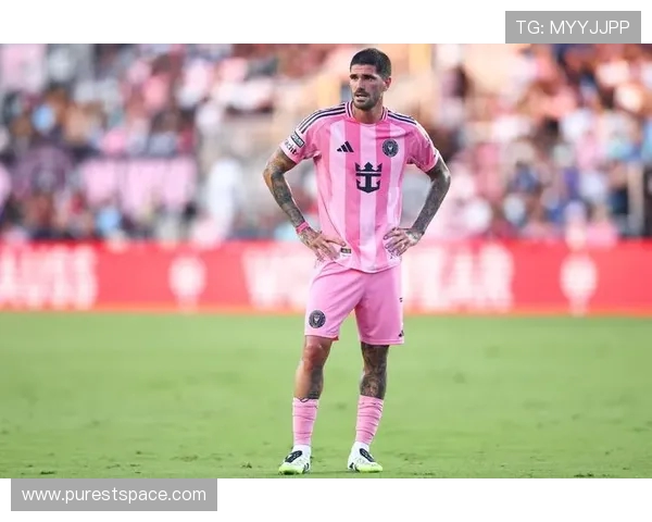 马斯切拉诺:上半场紧张无碍调整,世俱杯逆转波尔图展现冠军气质(1)